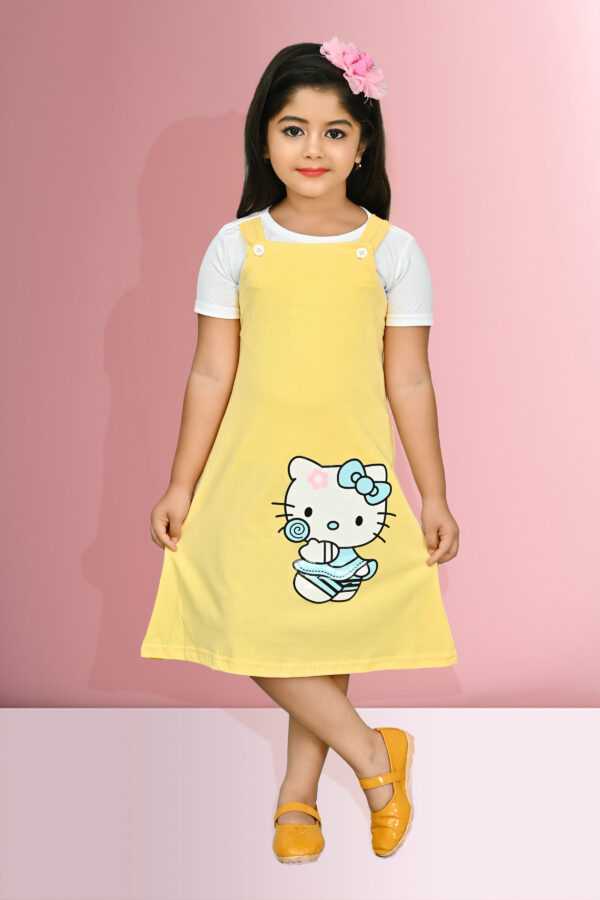 Girls casual Hello Kitty dungaree