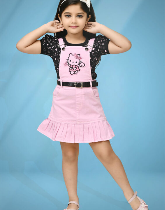 Hello Kitty pink dungaree